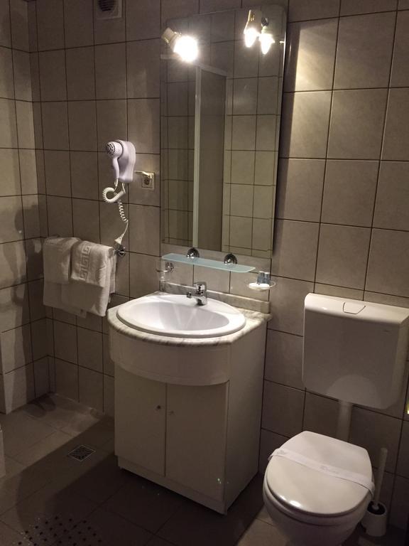 Hotel Mic Bukareszt Zewnętrze zdjęcie
