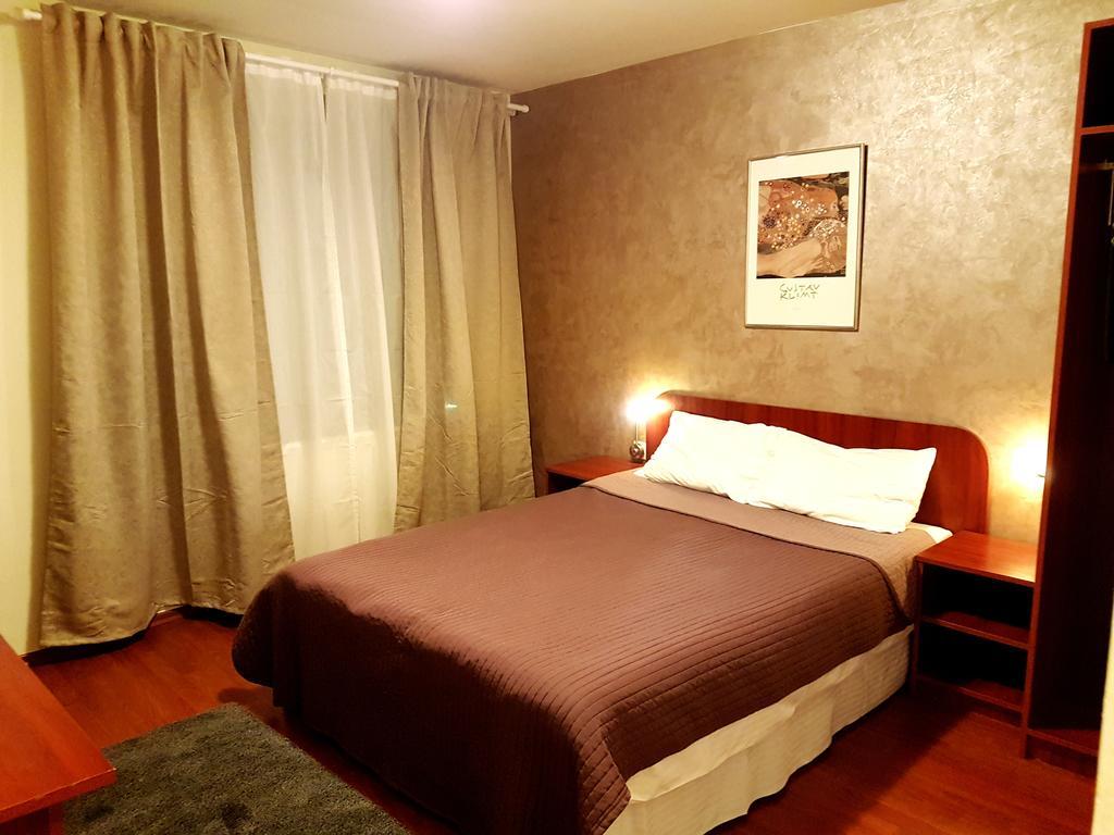 Hotel Mic Bukareszt Zewnętrze zdjęcie