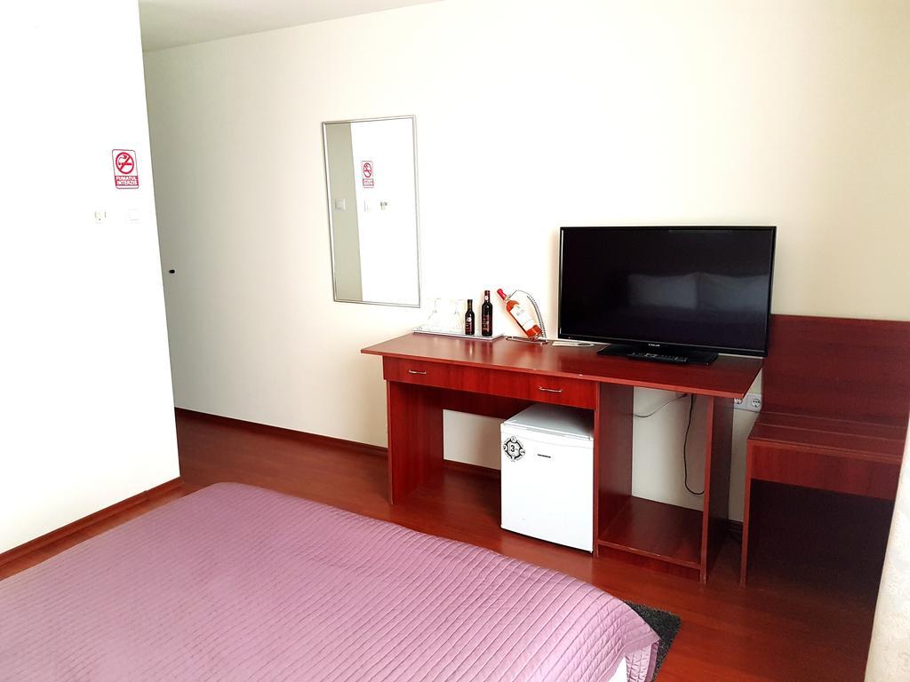 Hotel Mic Bukareszt Zewnętrze zdjęcie